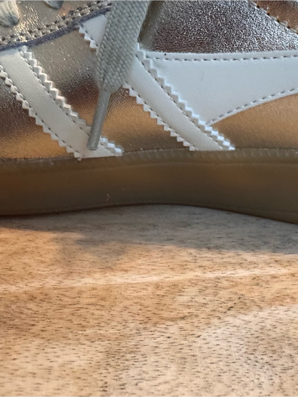 Gola Classics Viper Metallic Sneakers - Gold / Off-White - US Women's 6.5 - Picture 10 of 11